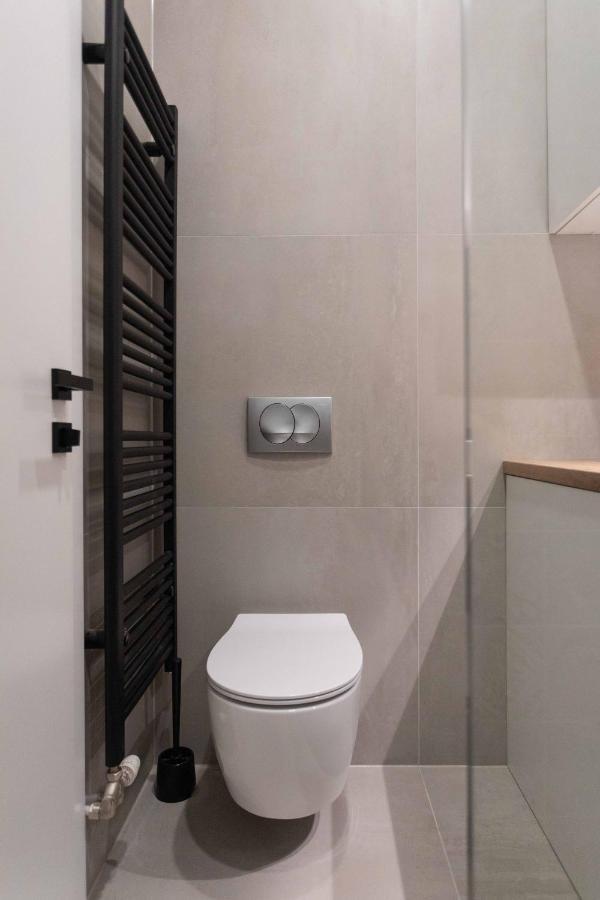 Modern And Design Apartment Near The Main Square Zagabria Esterno foto