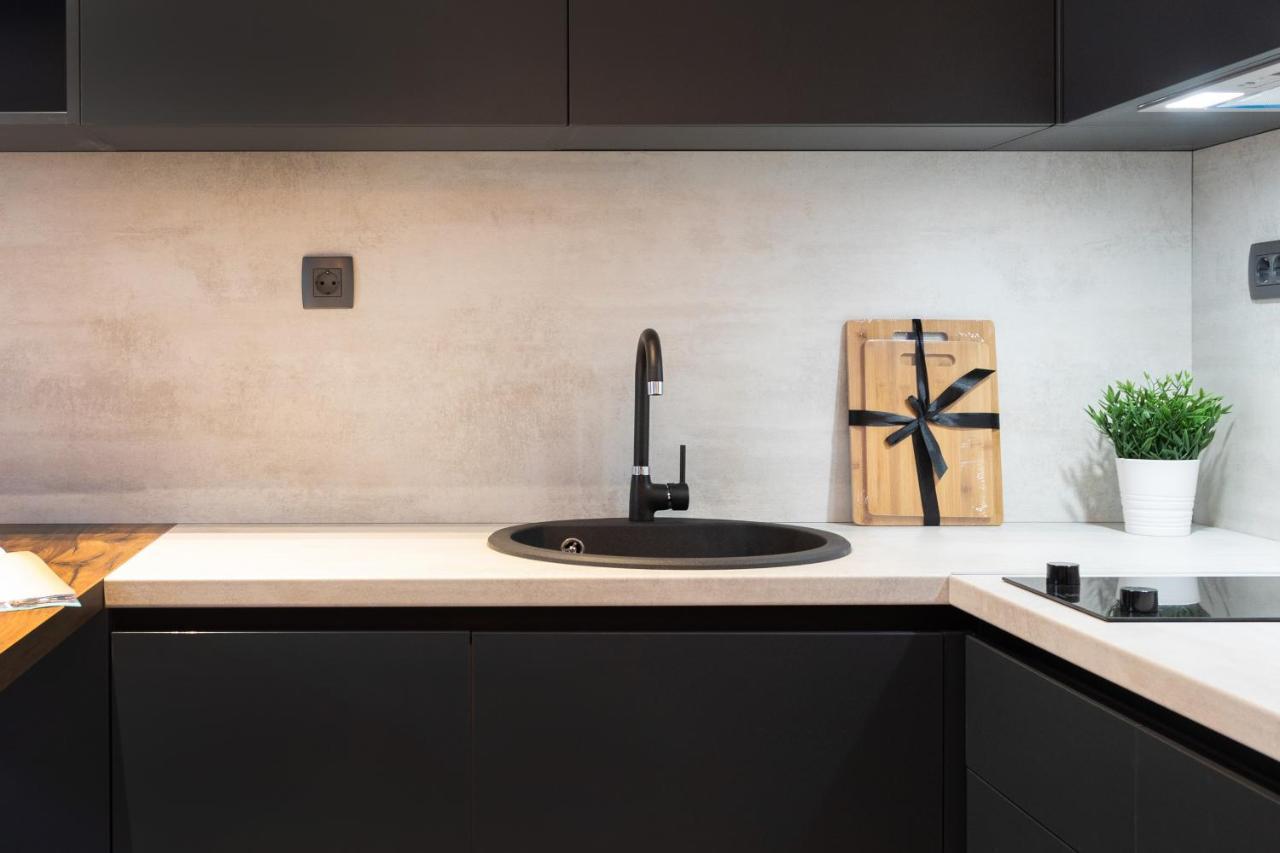 Modern And Design Apartment Near The Main Square Zagabria Esterno foto